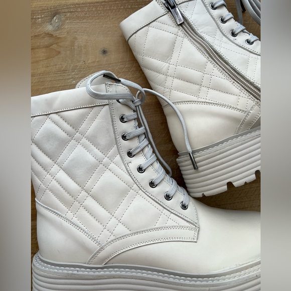 La Canadienne Yasmine Quilted Combat Boot In Bone Leather Size 8.5 New - Picture 11 of 12